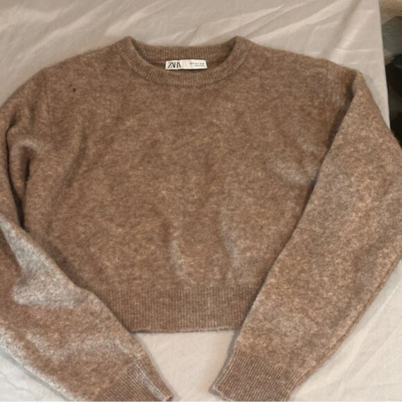 Zara Beige Crew Neck Sweater - Picture 9 of 9
